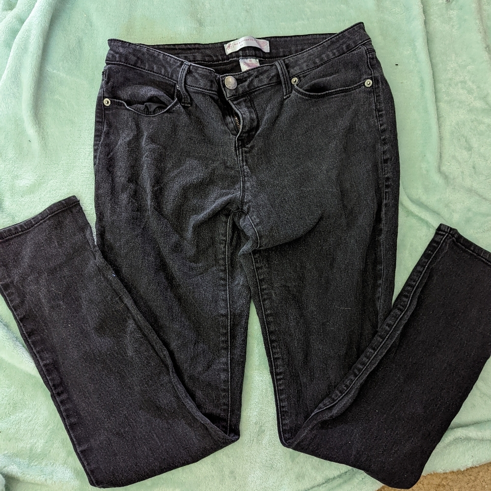 Ankle length skinny jeans
